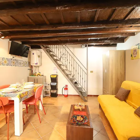 Ballarua Apartment *